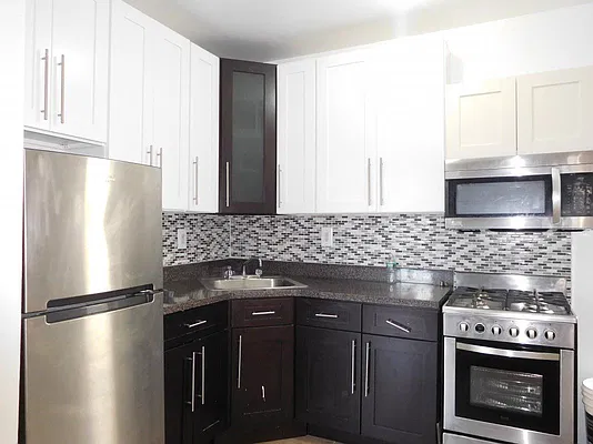 Rented by Bohemia Realty Group | media 11