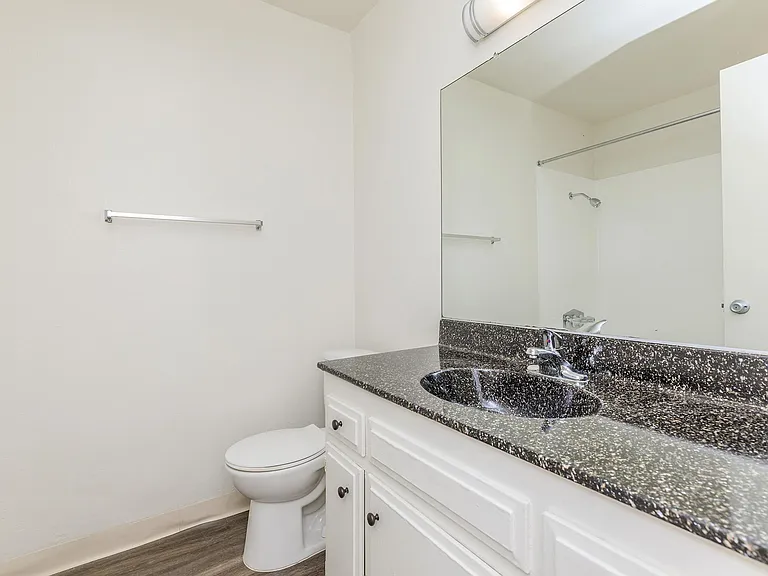 San Carlos and San Juan Apartment Homes — Photo 44
