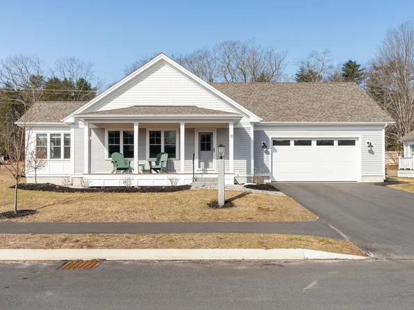 11 Dozer Drive, North Yarmouth, ME 04097