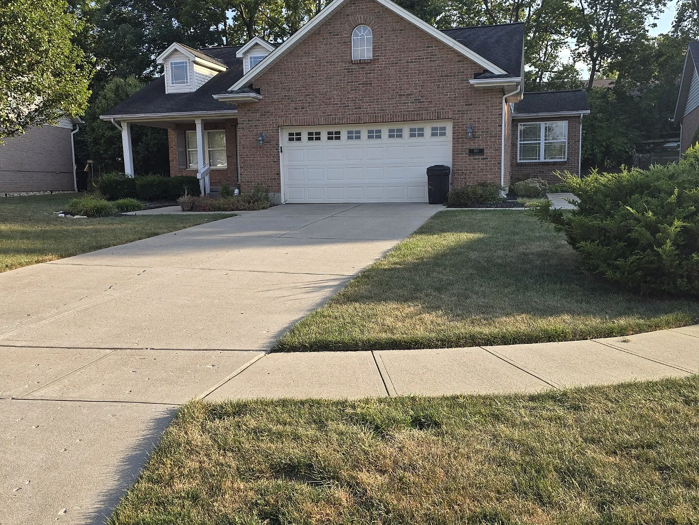 3 bed, 1735 sqft, $2,399 — Photo 3