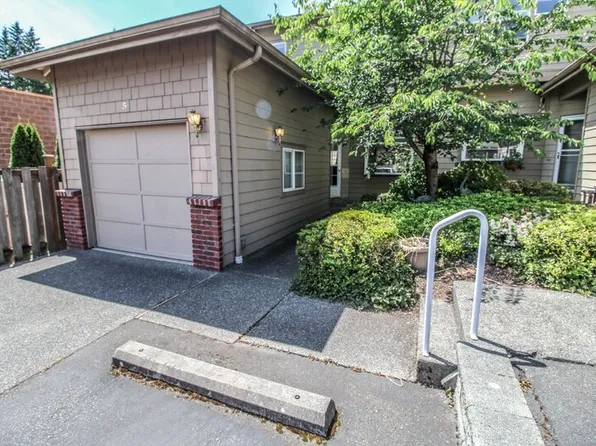 20901 Cypress Way Unit 5, Lynnwood, WA 98036