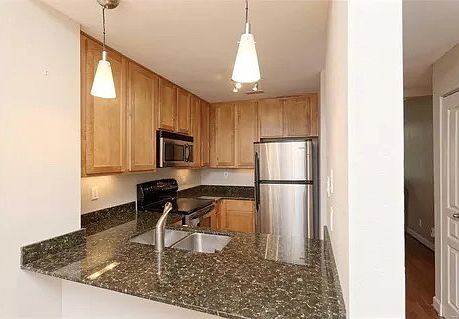 5th image of 615 Clara Ave APT 6