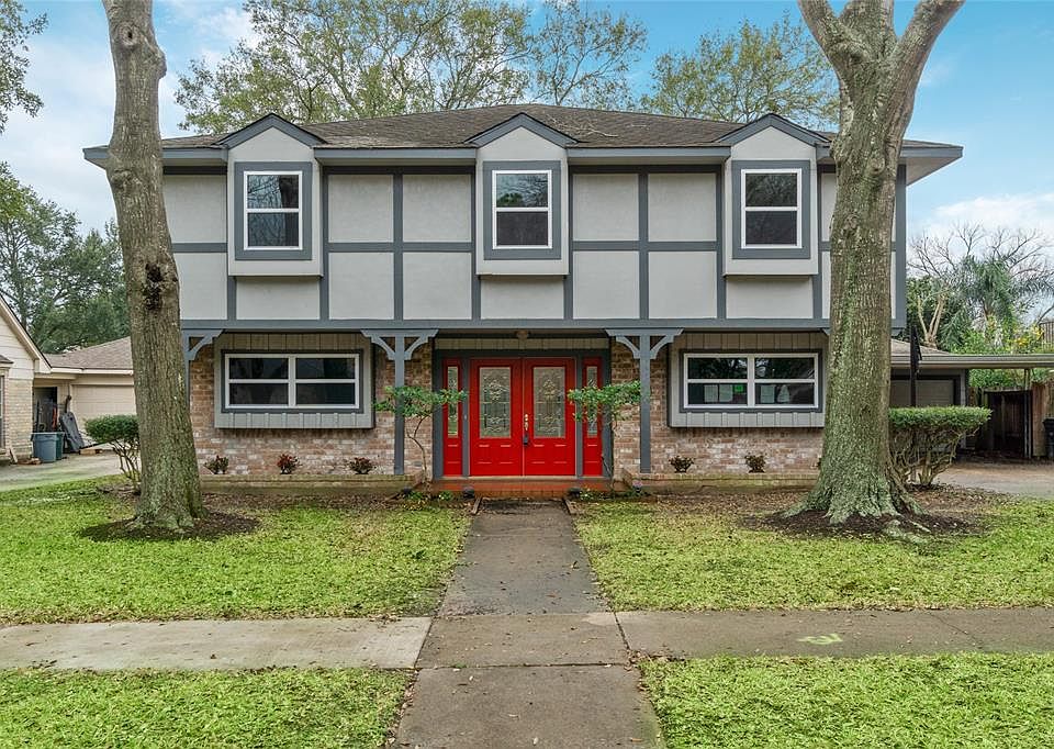 1st image of 15905 Singapore Ln