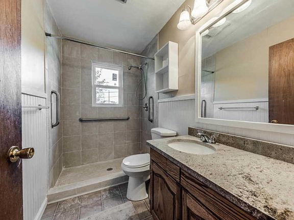 5th image of 4508 Cabbage Dr