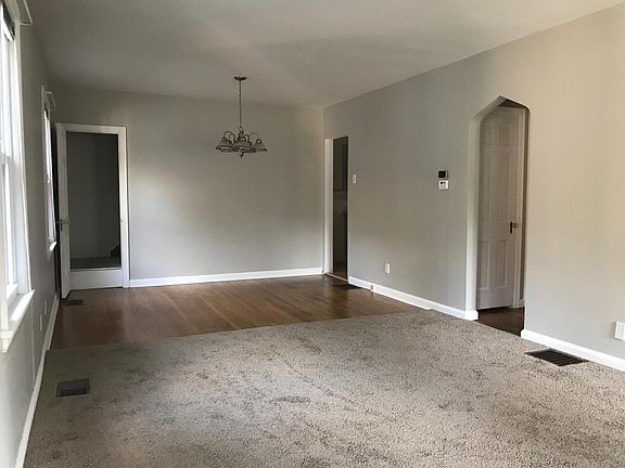 3rd image of 7025 Grace Ave
