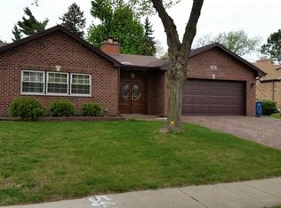 170 N Wolf Rd, Des Plaines, IL 60016