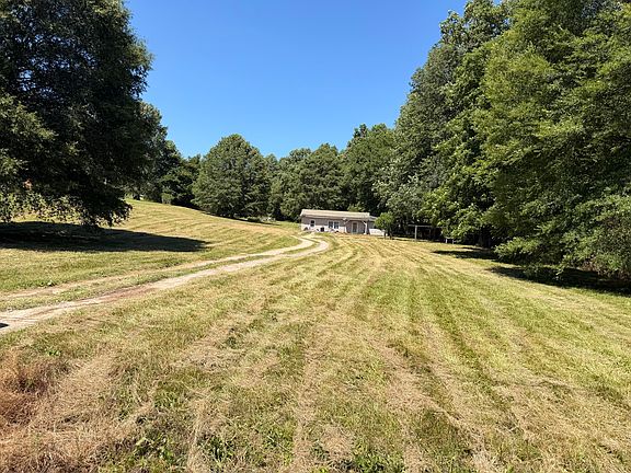 2nd image of 4288 Back Valley Rd