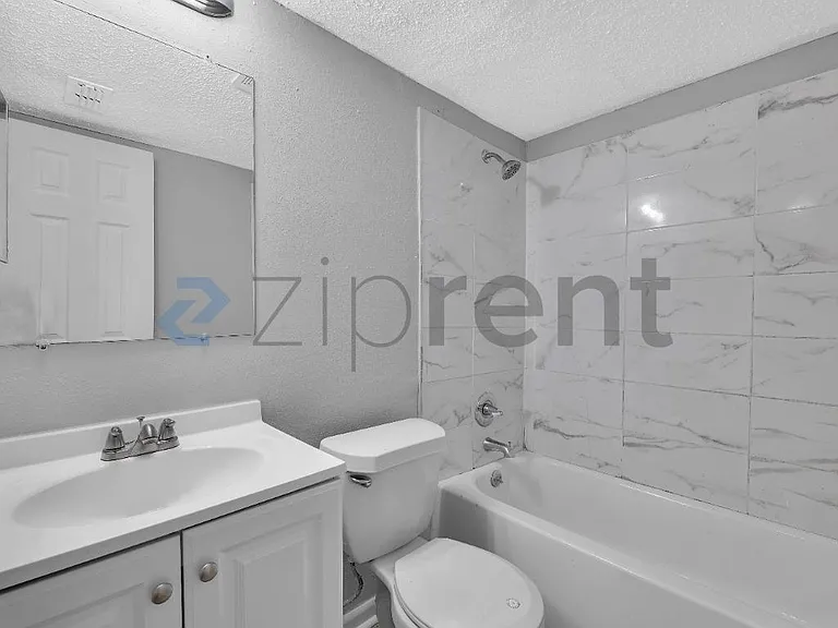 1808 E 143rd Ave #2 — Photo 15