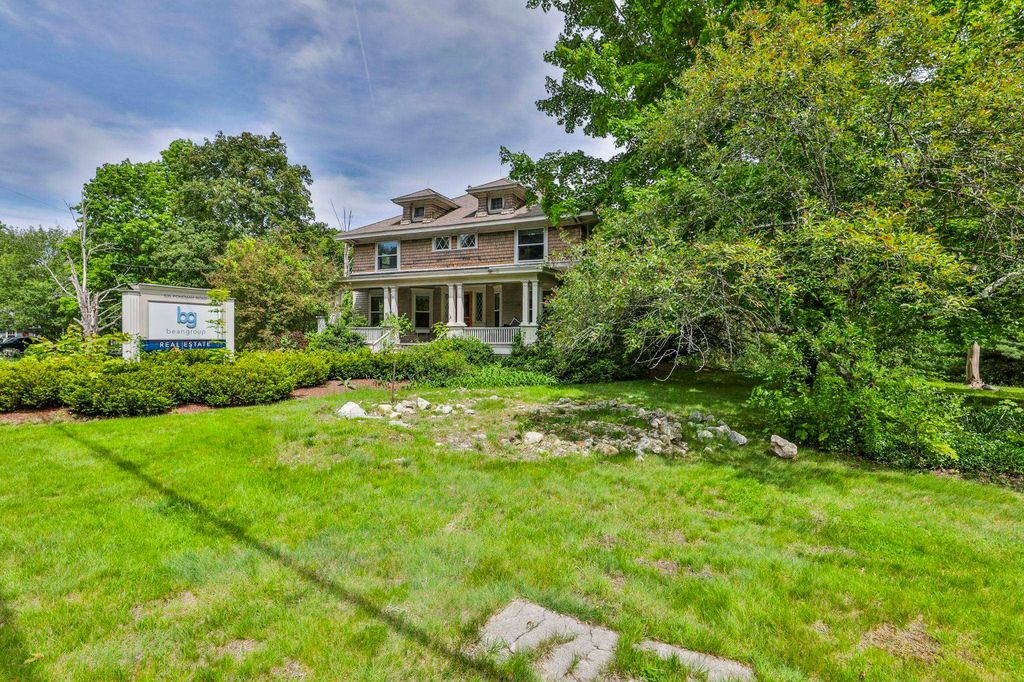 108 Ponemah Road, Amherst, NH - View 3