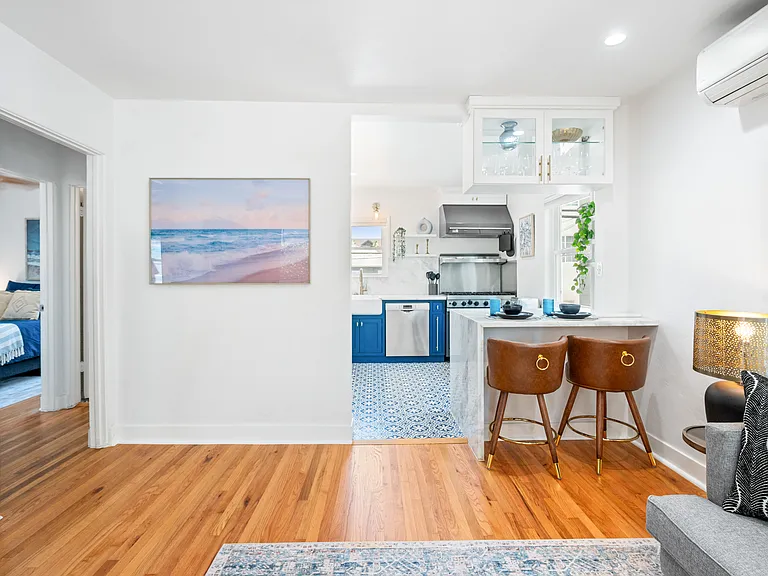 3717 Riviera Dr — Photo 10