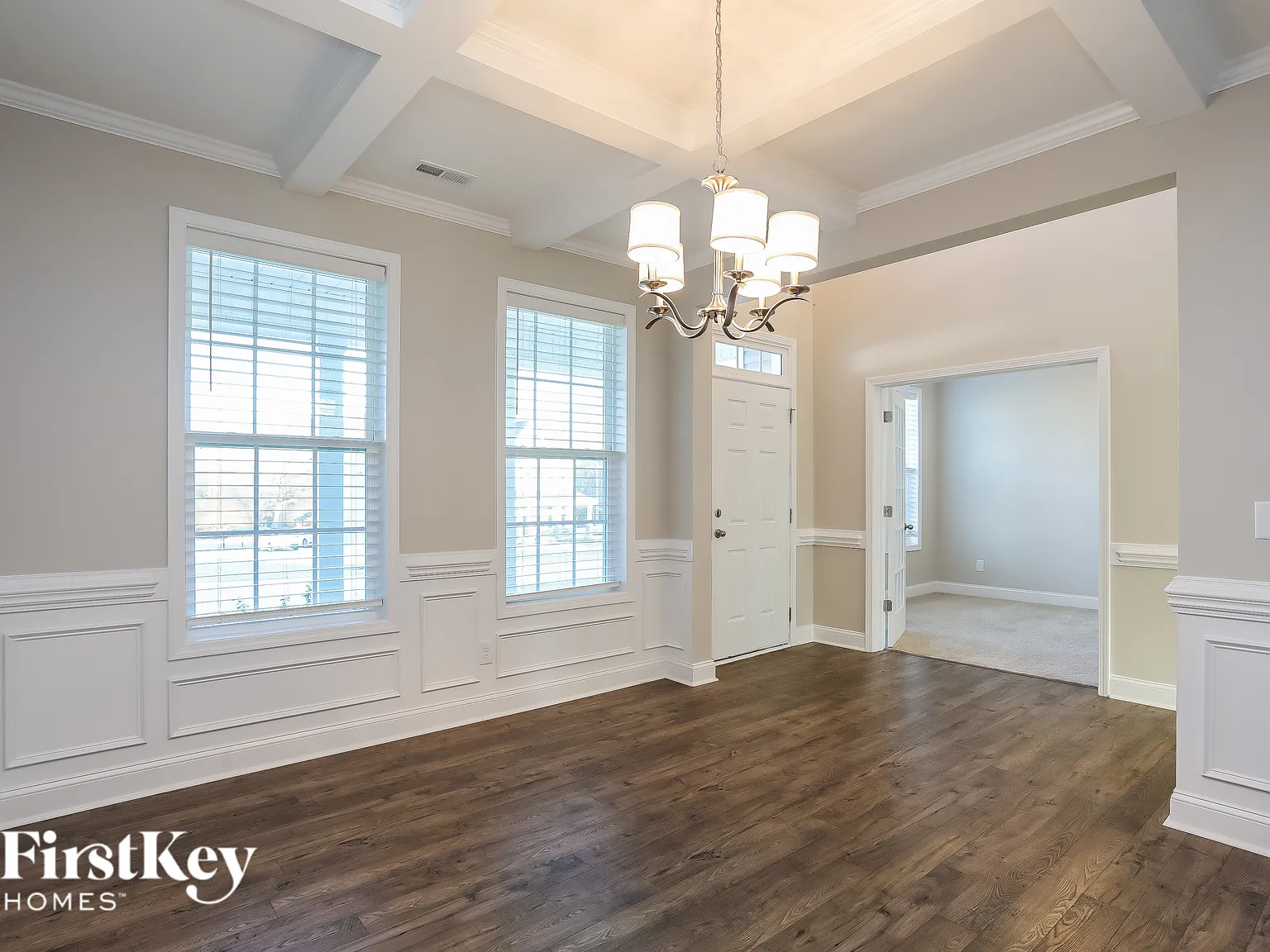 4 bed, 2.5 bath, 3411 sqft, $3,200 — Photo 4