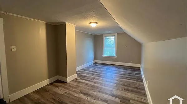 50 Vernon St #3 — Photo 10