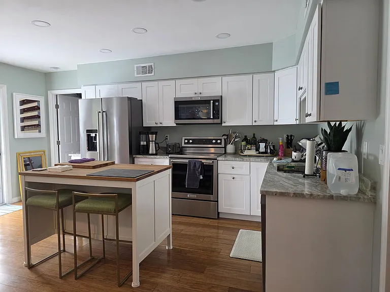 1118 N K St — Photo 11