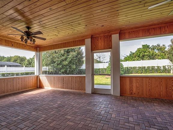 4th image of 2458 Pickford Cir