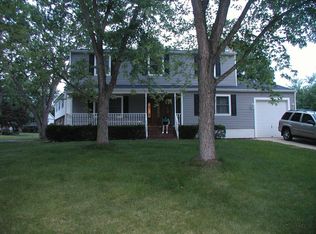 8309 Rolling Rd, Manassas, VA 20110