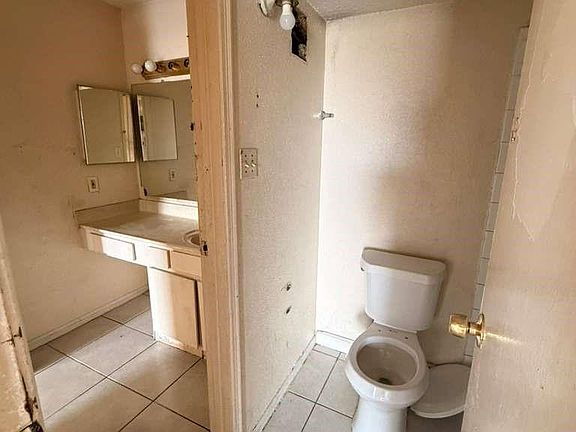 5th image of 10101 S Gessner Rd APT 808