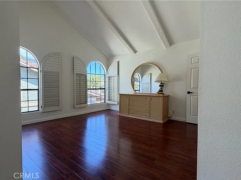 1637 Peacock Ln — Photo 18