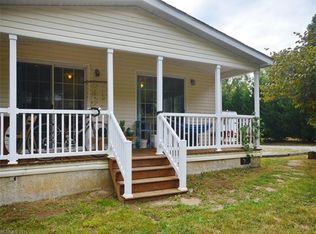 7 Old Mine Rd, Swannanoa, NC 28778