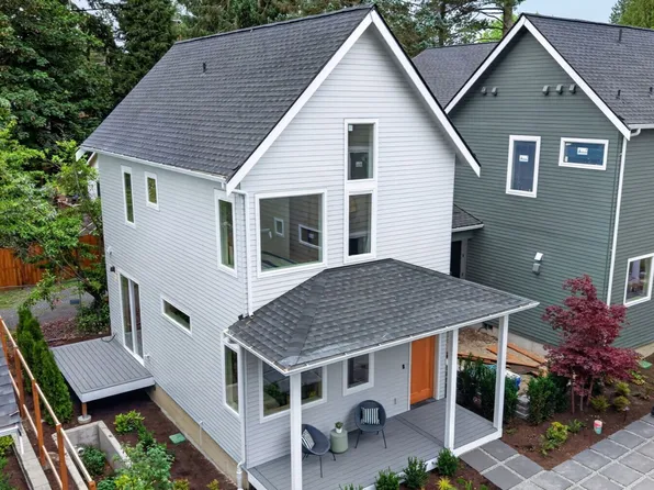 11739 40th Avenue NE #B, Seattle, WA 98125
