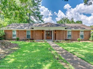 31 Stonegate Dr, Brandon, MS 39042