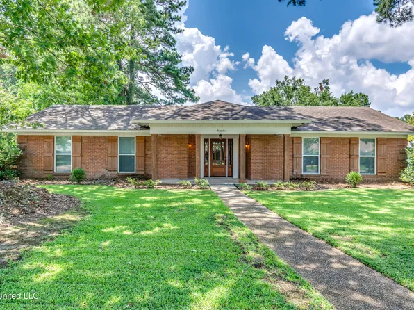 31 Stonegate Dr, Brandon, MS 39042