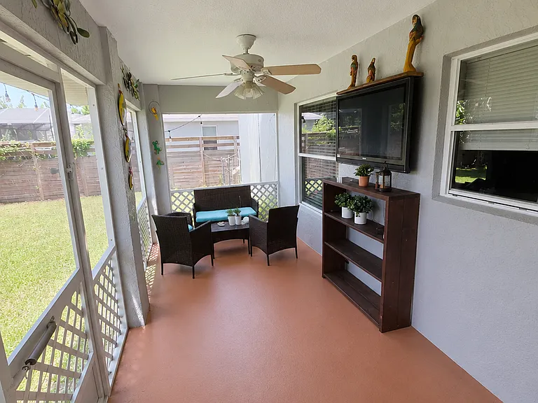 1749 SW Catalonia St #1749 — Photo 5