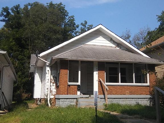 2nd image of 1300 Winfield Ave