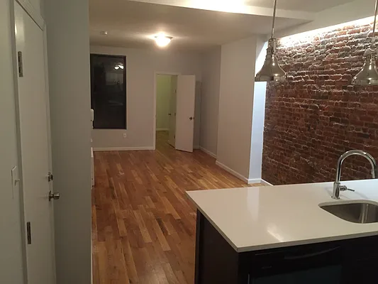 Rented by Avidwell LLC | media 45