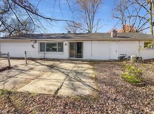 7415 Harcourt Rd, Indianapolis, IN 46260