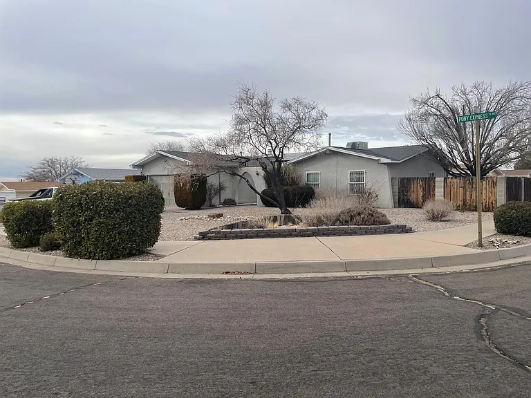 9009 Pony Express Trl NE — Photo 2