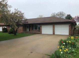 320 S Comet Dr, Braidwood, IL 60408