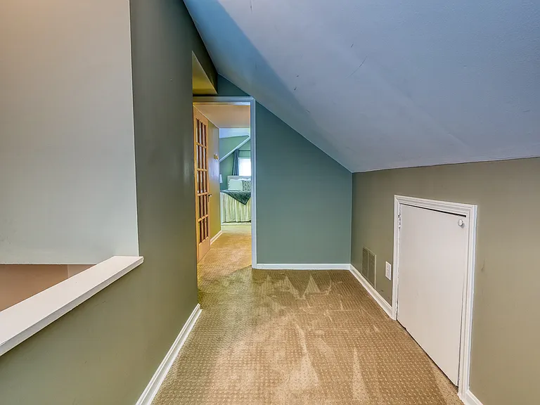 352 Glen Park Dr — Photo 4