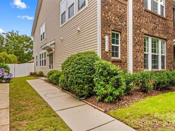 18339 The Commons Blvd, Cornelius, NC 28031