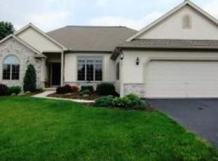 98 Weaver Ave, Ephrata, PA 17522