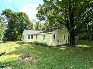 106 Temple Rd, Wilton, NH 03086