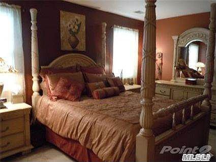 5th image of 62 Biltmore Cir