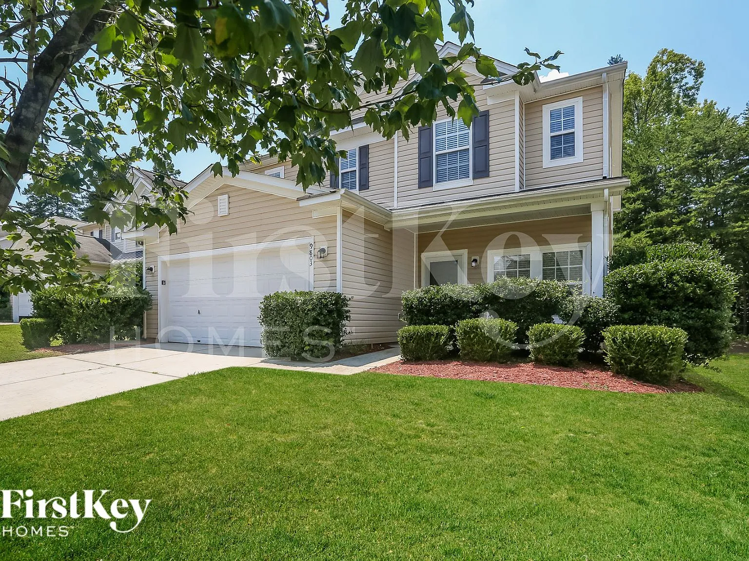 3 bed, 2.5 bath, 2497 sqft, $2,385 — Photo 2