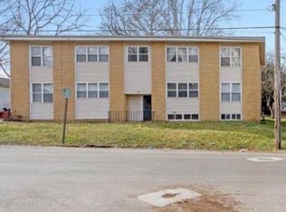 225 N Park Ave APT 2, Springfield, IL 62702