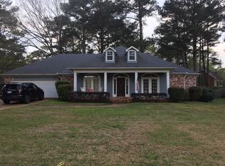 527 Arbor Dr, Madison, MS 39110