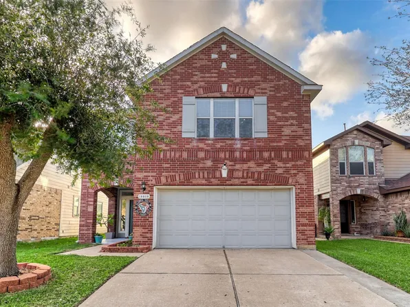 10858 Shannon Mills Ln, Houston, TX 77075