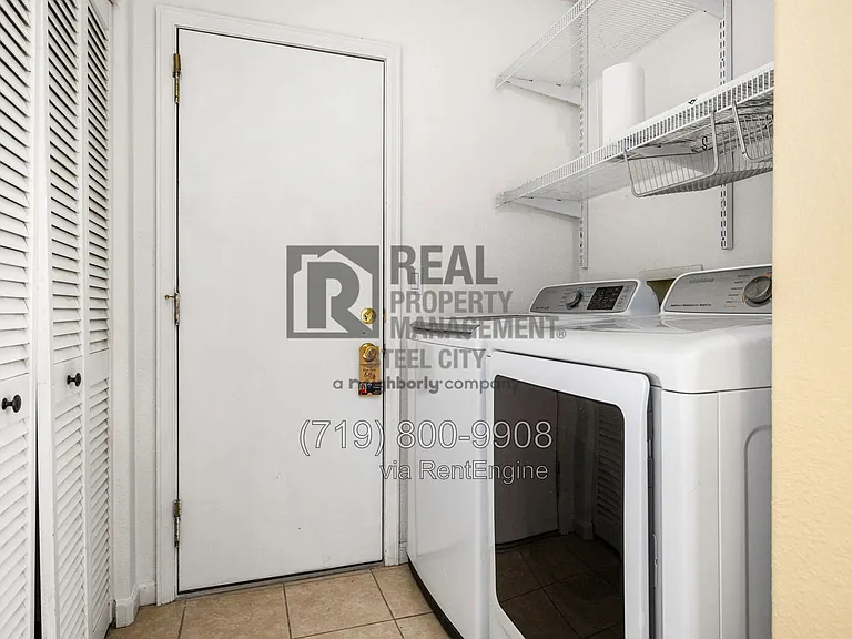 275 W Baldwyn Dr — Photo 5