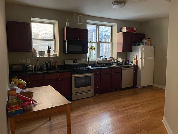 5th image of 5142 S Ingleside Ave #1B