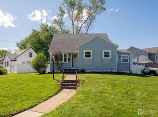 24 Old Stage Rd, East Brunswick, NJ 08816