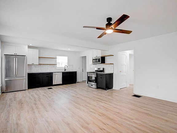 3rd image of 4619 Norwaldo Ave