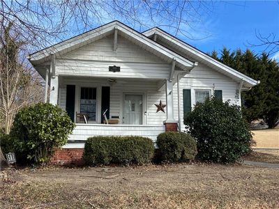 501 Spring St, Mount Airy, NC, 27030