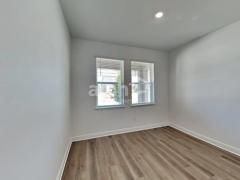5447 Boulder Creek Cv — Photo 28