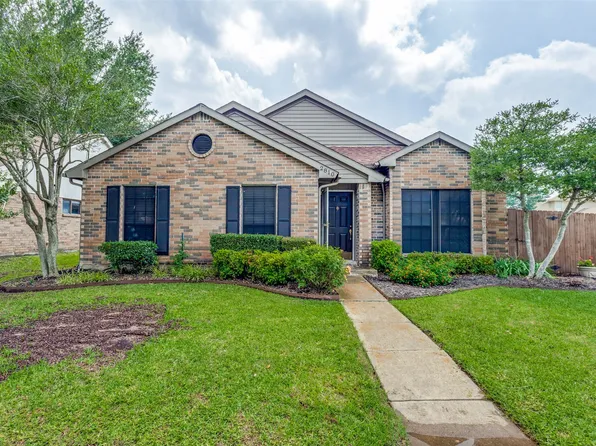 2810 Deer Creek Ct, Garland, TX 75040