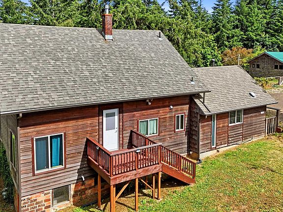 5th image of 825 SW Pioneer Dr