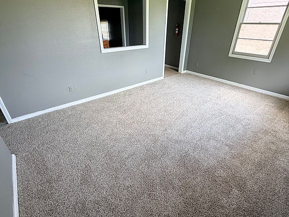 4th image of 10714 Curran Rd