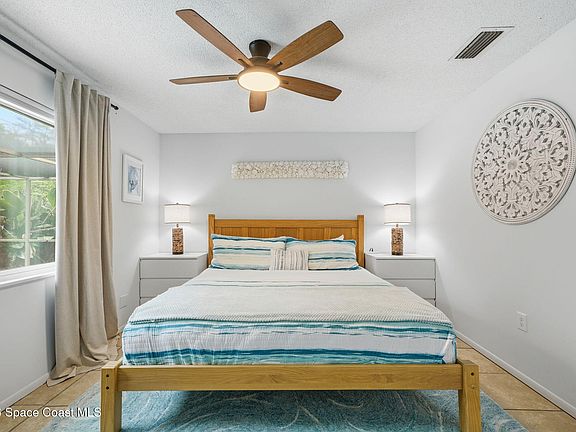 3rd image of 1488 White Cap Way